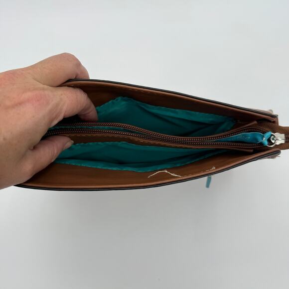 LILY BLOOM Woodland Recycled Plastic Shoulder Bag  Adjustable Strap [FLAW] - Picture 4 of 9